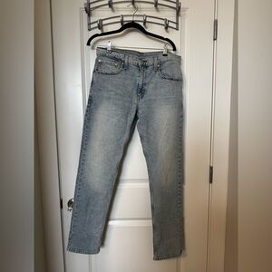 Men’s Levi's 502 Jeans (Light Wash)